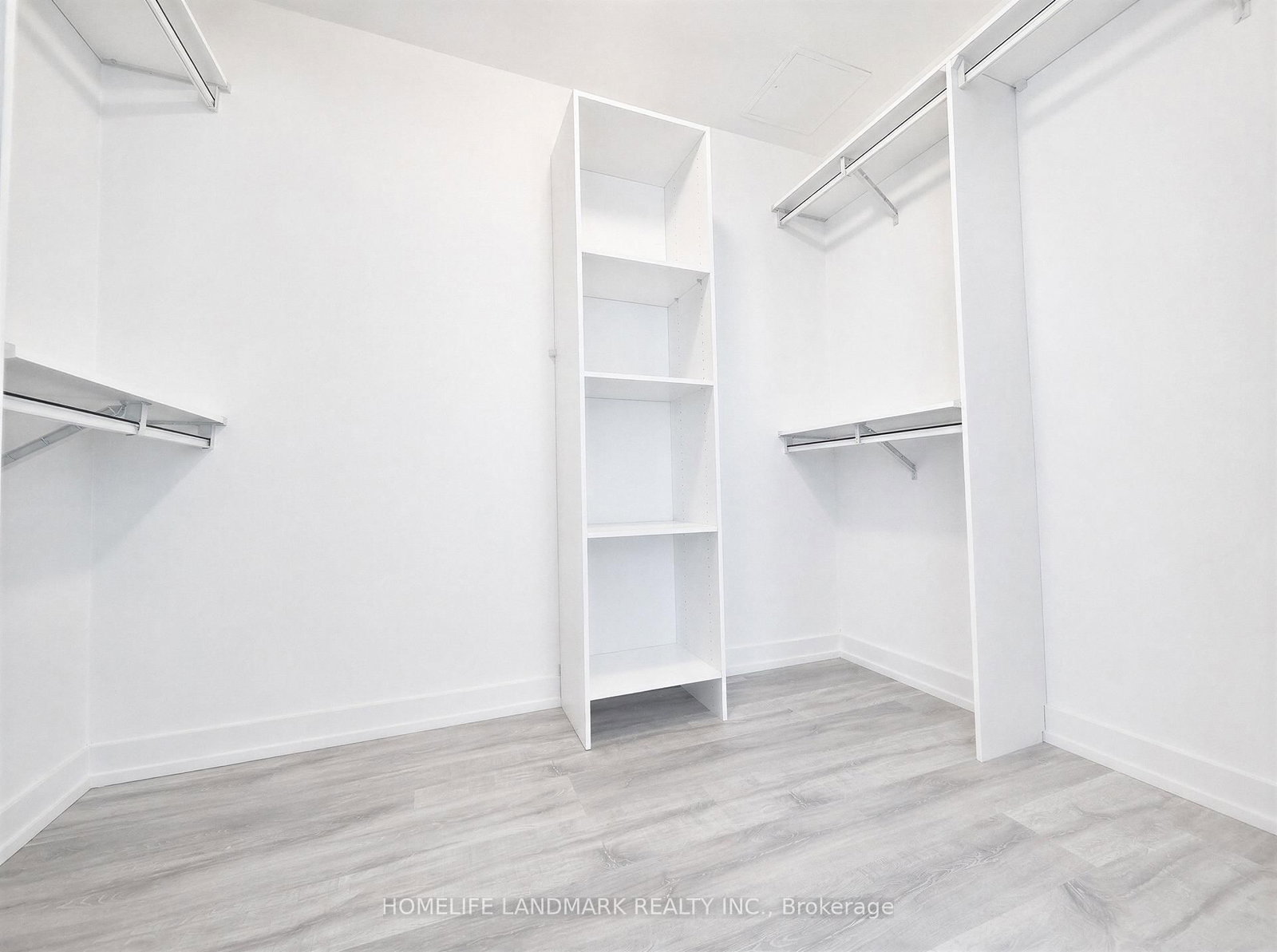7 Golden Lion Heights • #N833 • Toronto, ON photo 14