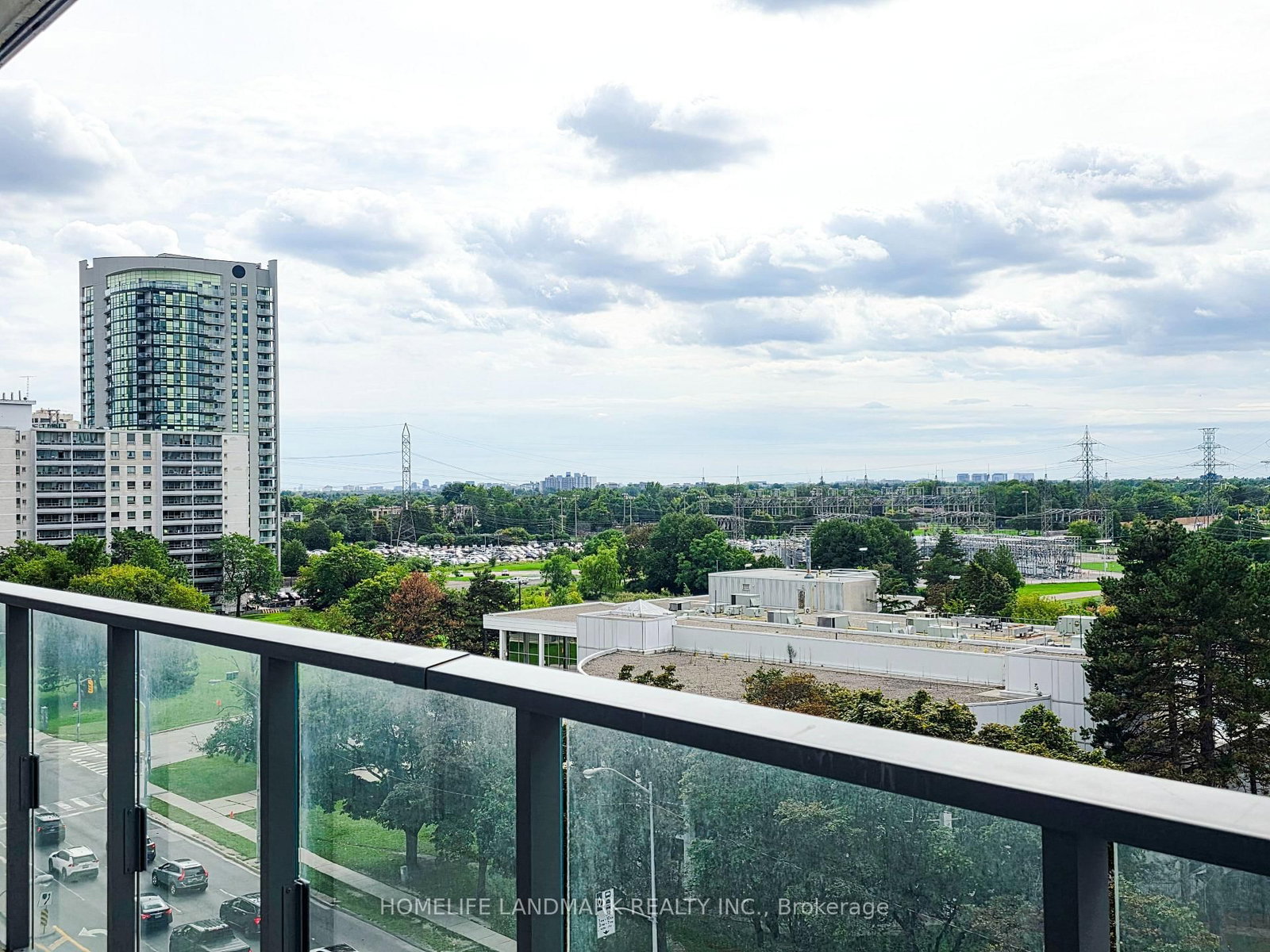 7 Golden Lion Heights • #N833 • Toronto, ON photo 17