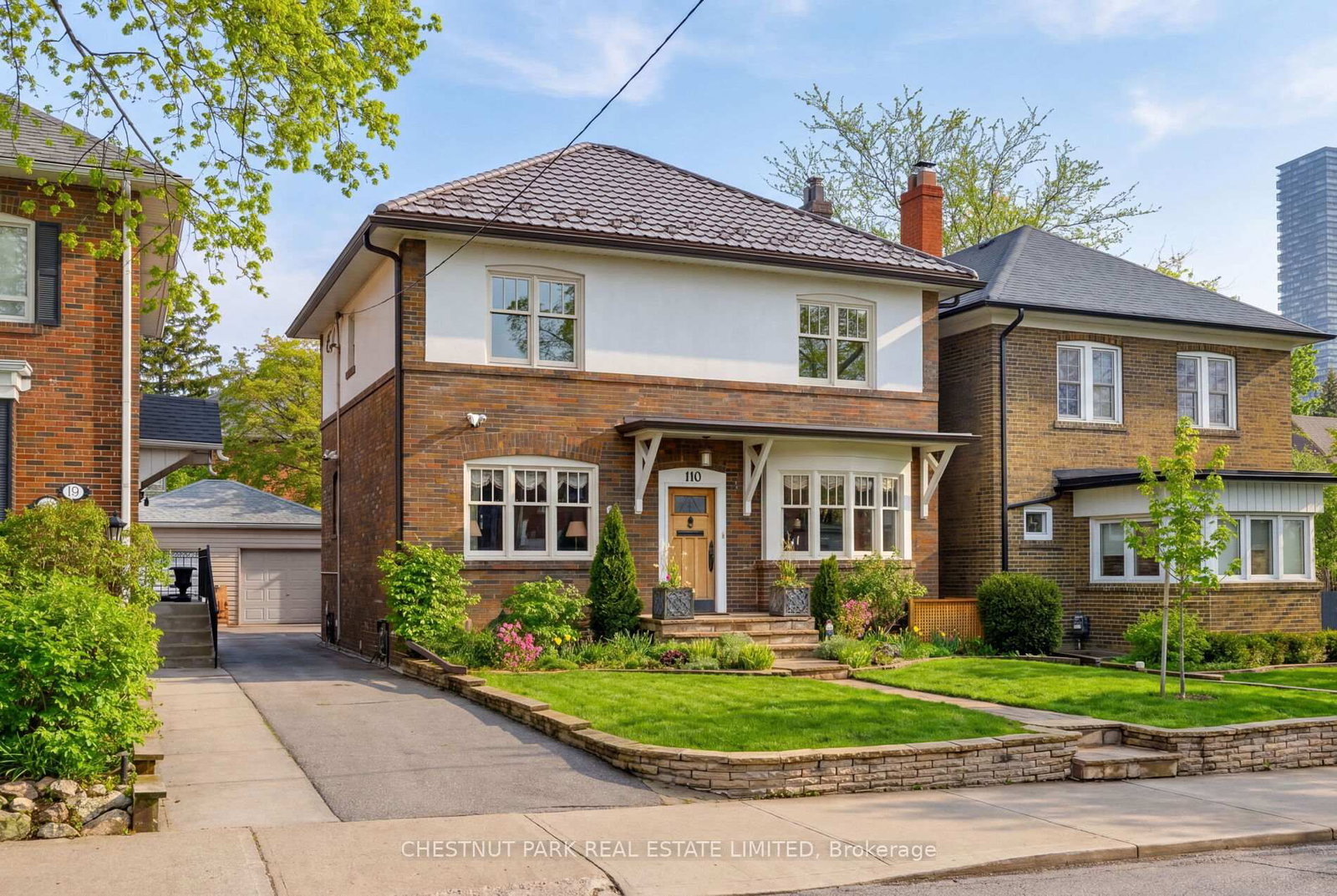 110 Hillsdale Avenue W • Toronto, ON photo 1