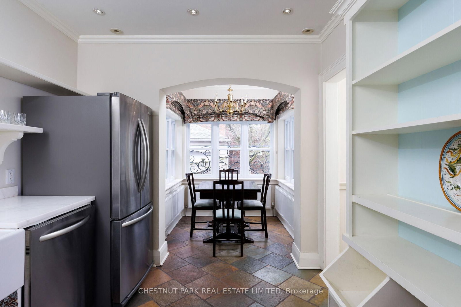 110 Hillsdale Avenue W • Toronto, ON photo 18
