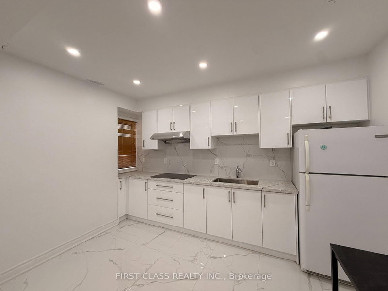 Upper - 55 Huron Street