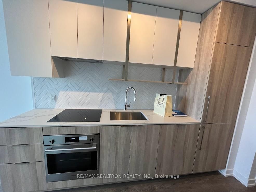 15 Holmes Avenue • #509 • Toronto, ON photo 15