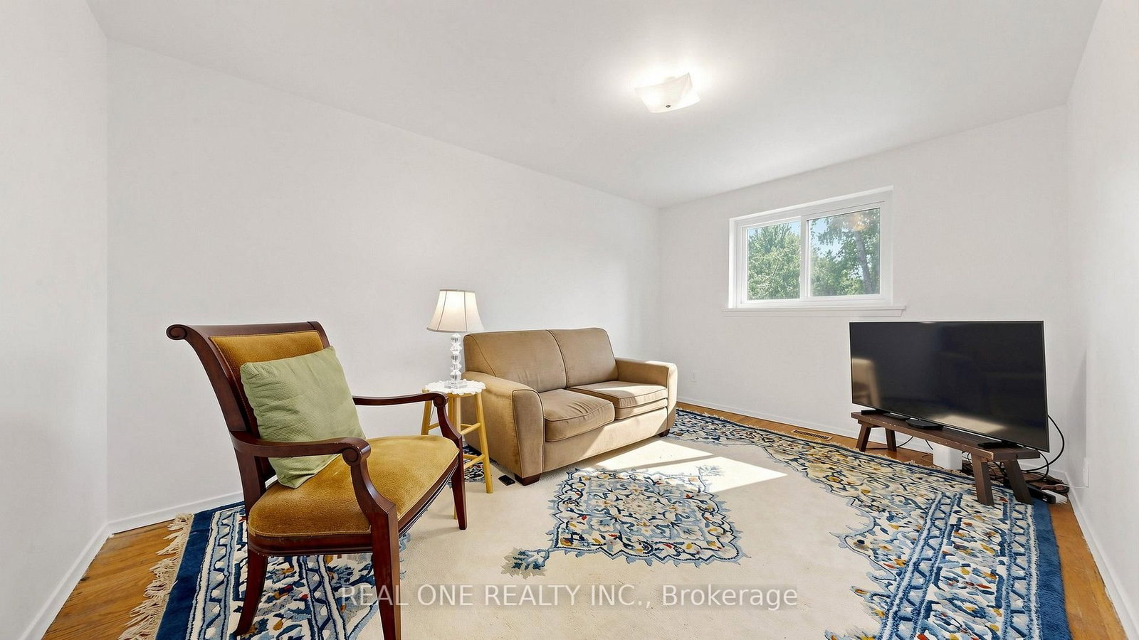 19 Nymark Avenue • Toronto, ON photo 20