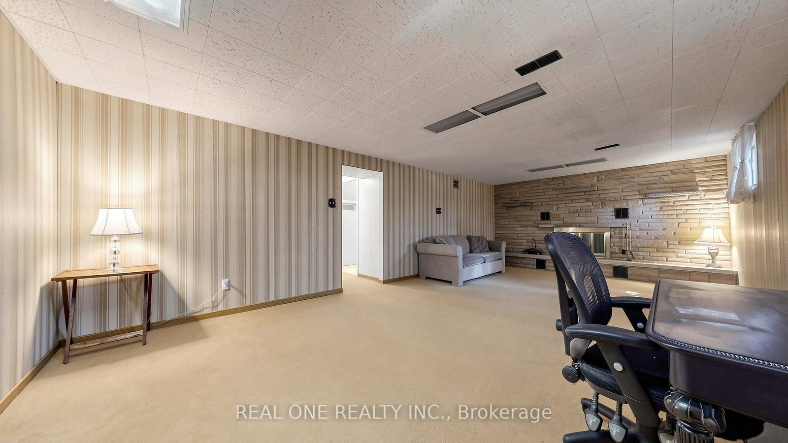 19 Nymark Avenue • Toronto, ON photo 28