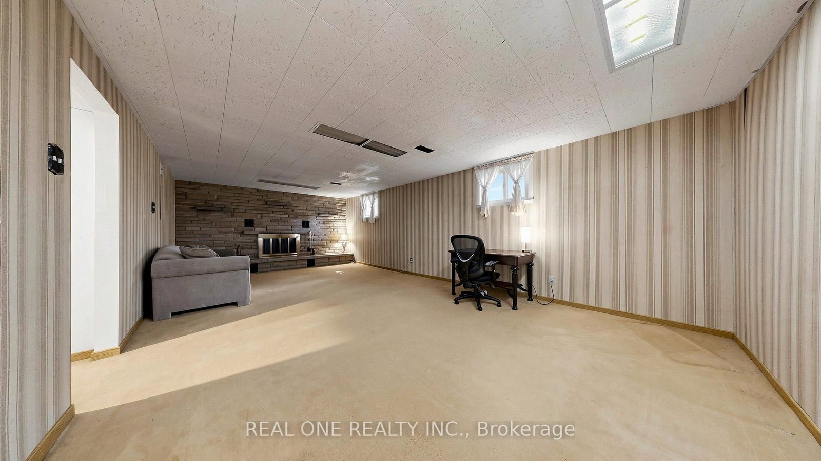 19 Nymark Avenue • Toronto, ON photo 31