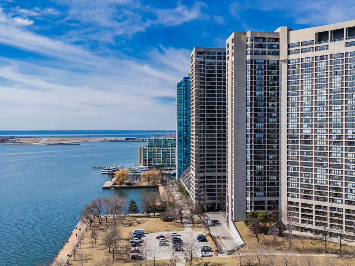 2204 - 65 Harbour Square, Toronto 3
