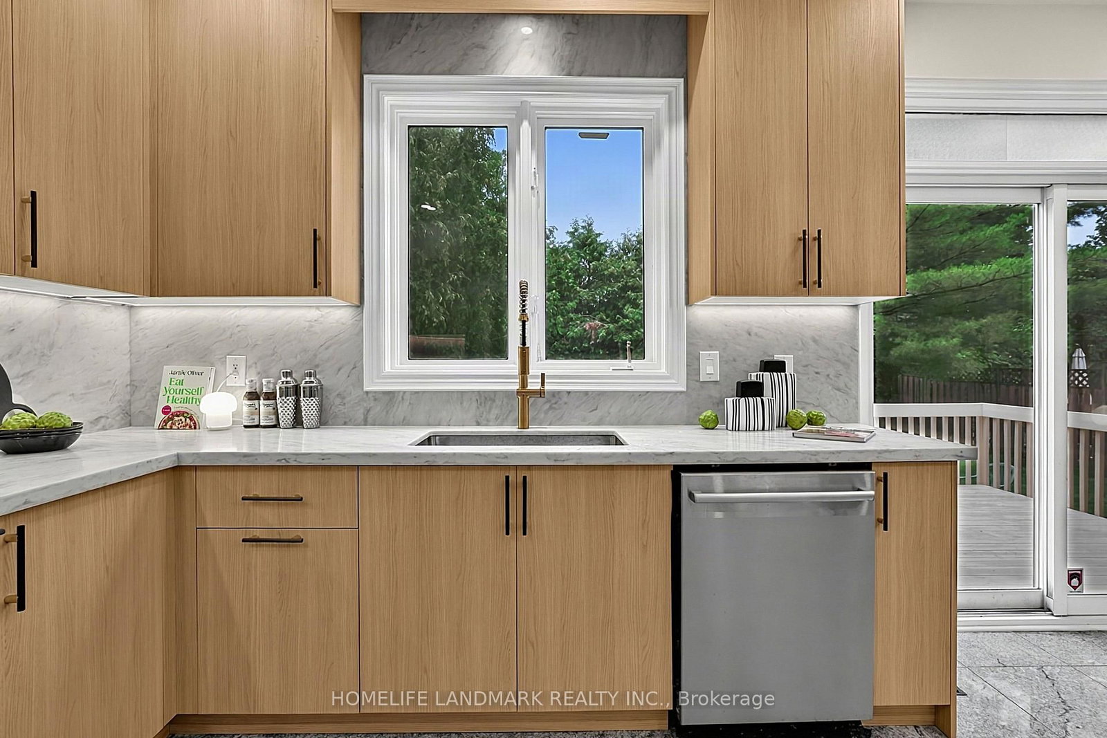 162 Byng Avenue • Toronto, ON photo 17