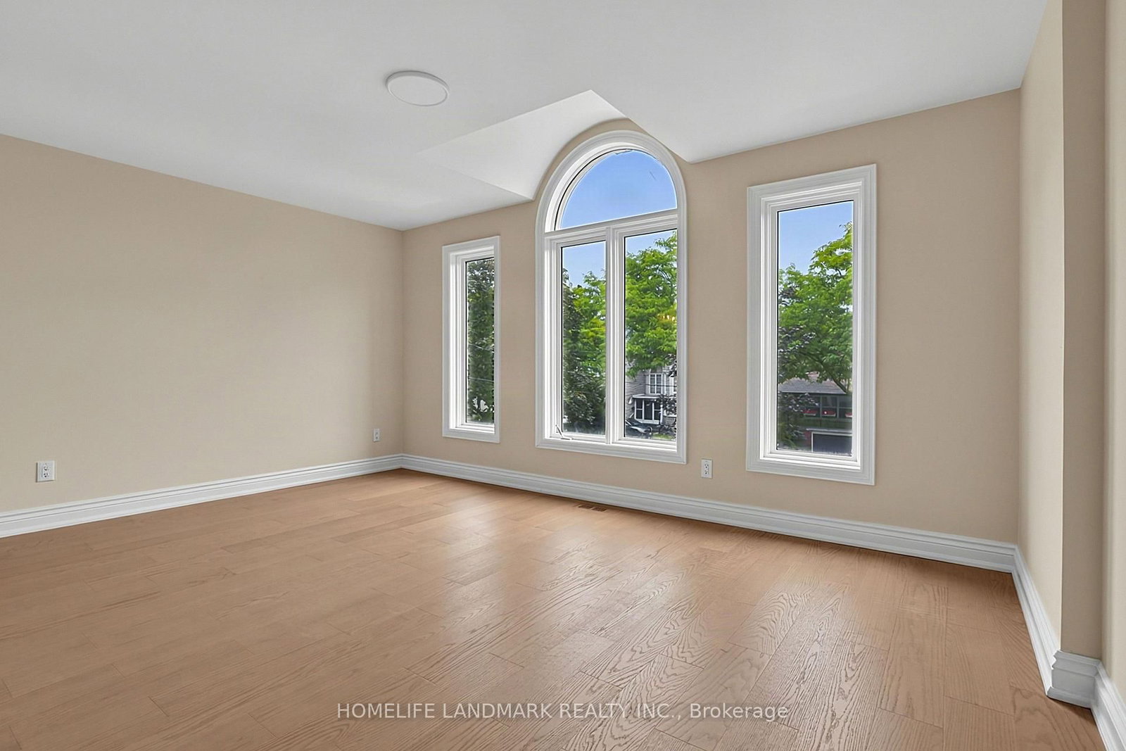 162 Byng Avenue • Toronto, ON photo 33