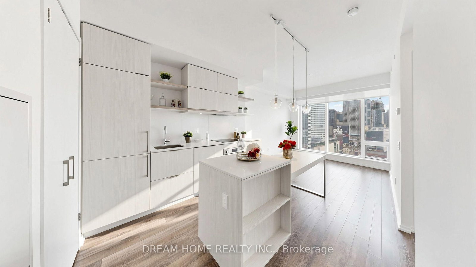 197 YONGE ST Street • #1701 • Toronto, ON photo 11