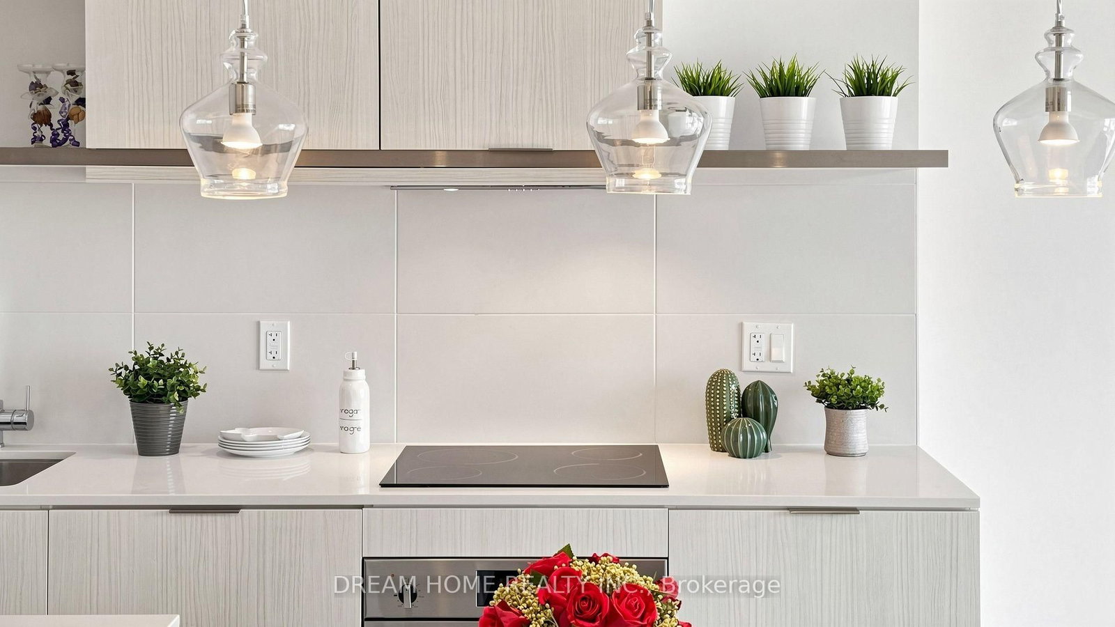 197 YONGE ST Street • #1701 • Toronto, ON photo 17