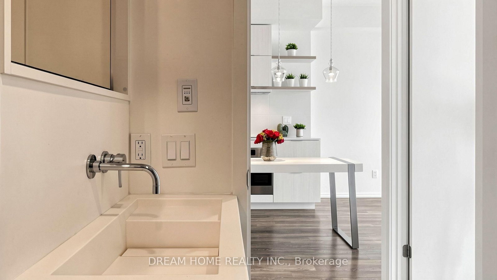 197 YONGE ST Street • #1701 • Toronto, ON photo 31