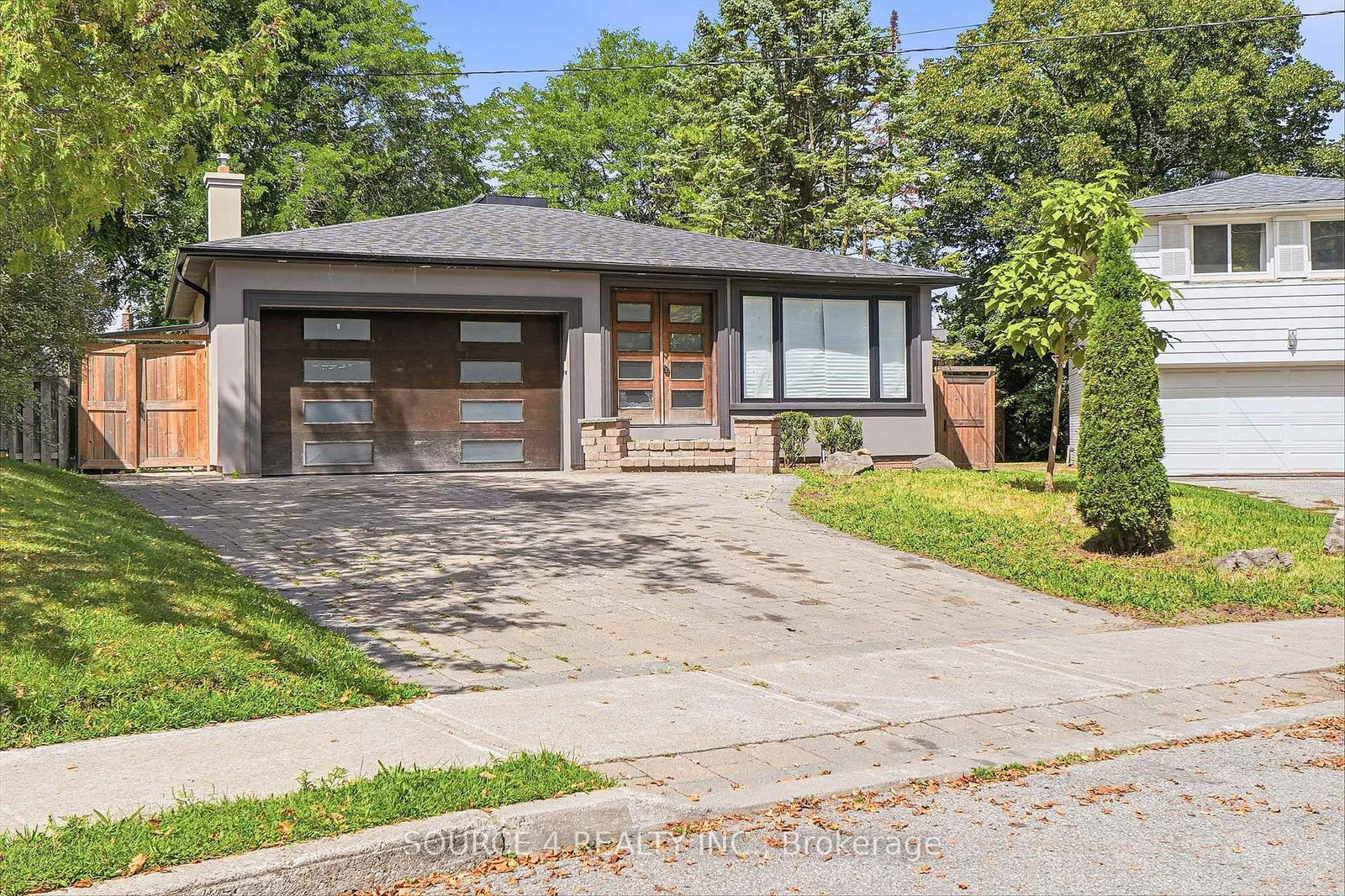 290 Newton Drive • Toronto, ON photo 1