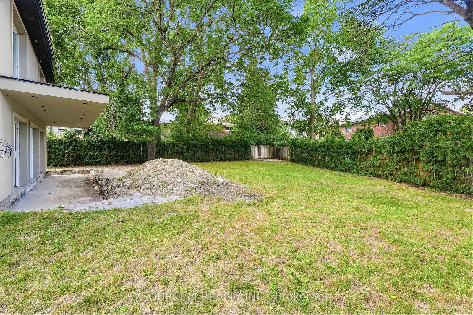 290 Newton Drive • Toronto, ON photo 13