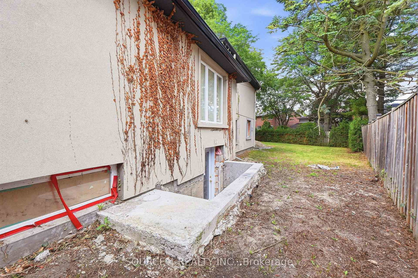 290 Newton Drive • Toronto, ON photo 14