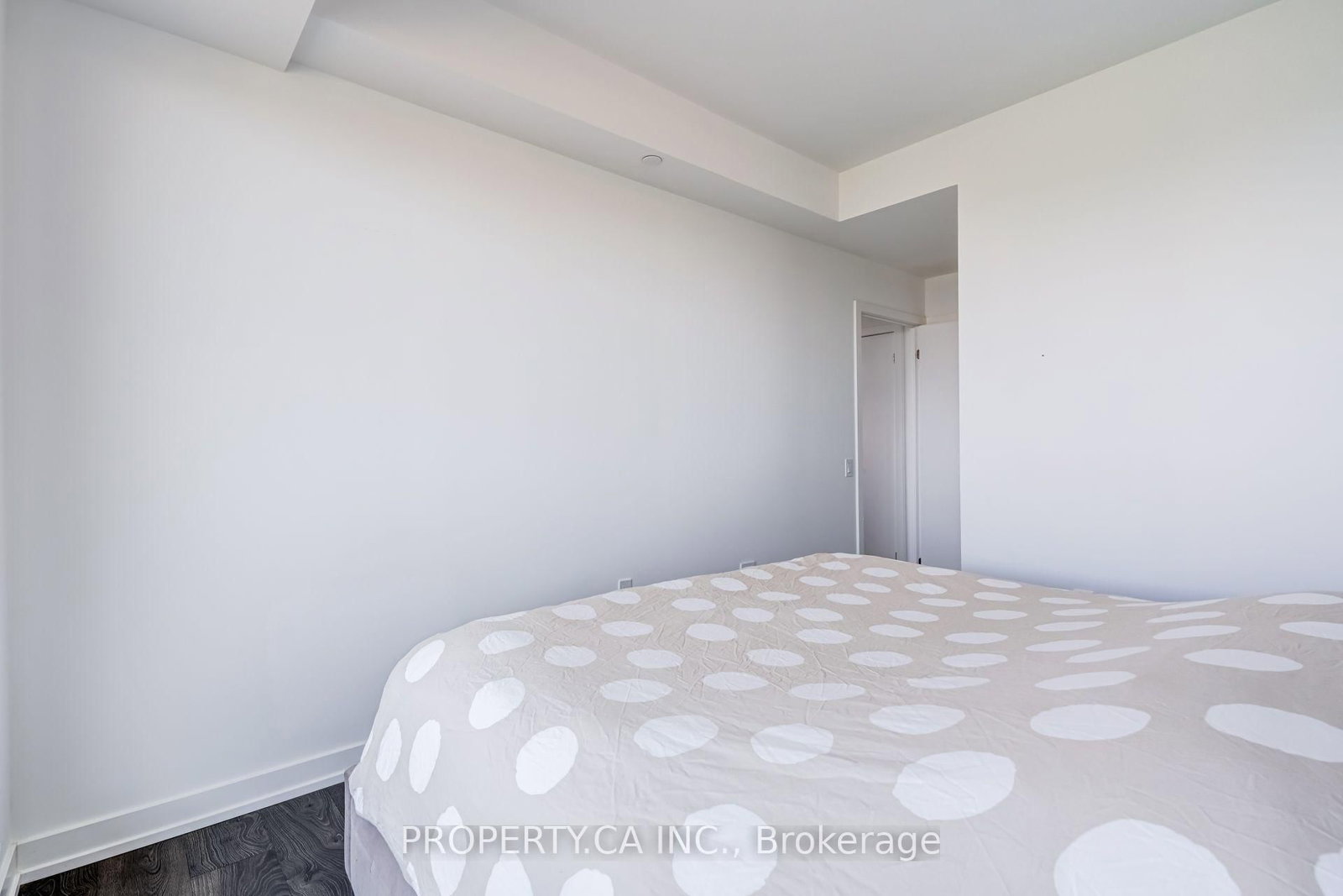 8 Olympic Garden Drive • #2903 • Toronto, ON photo 10