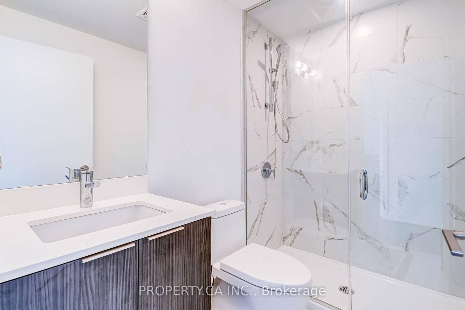 8 Olympic Garden Drive • #2903 • Toronto, ON photo 26