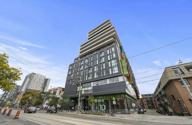 516 - 297 College Street
