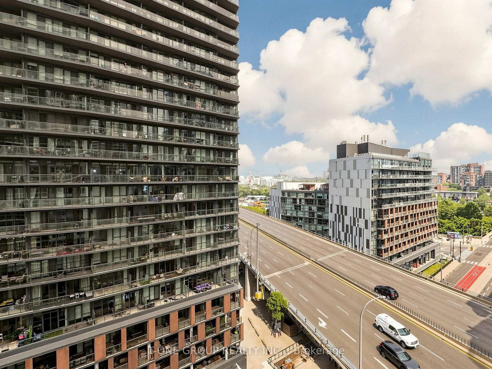 19 Bathurst Street • #1502 • Toronto, ON photo 19
