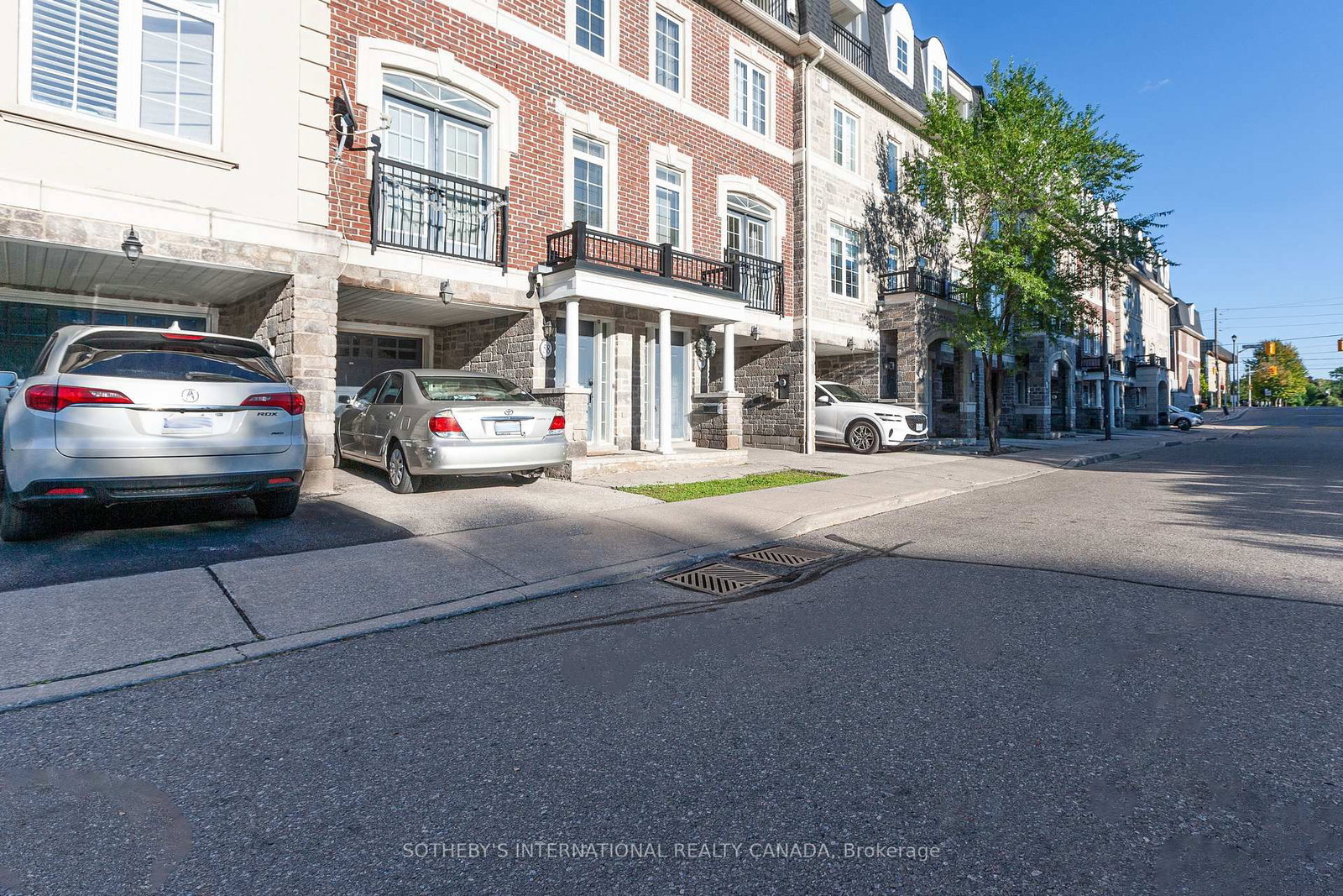 60 Routliffe Lane, Toronto 3