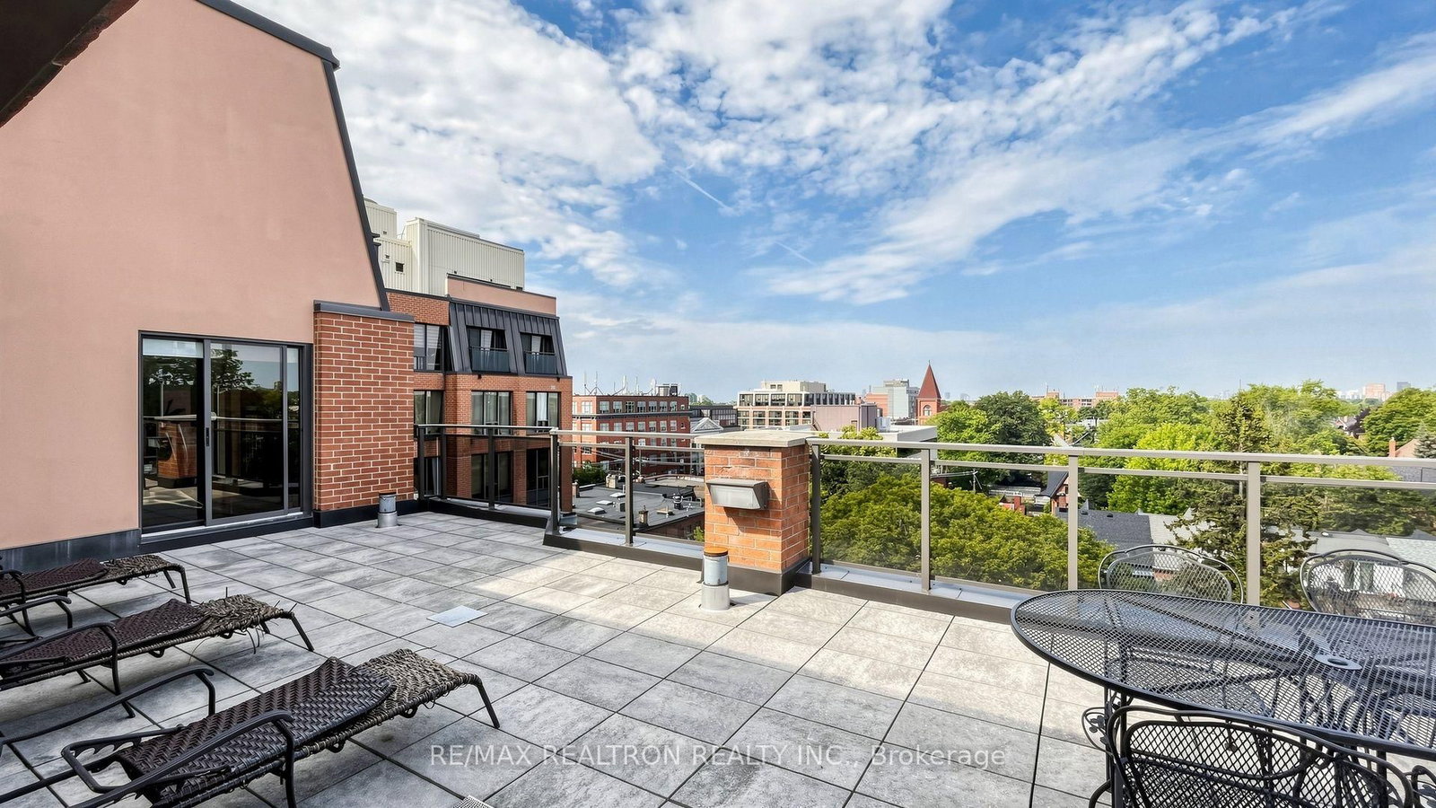 456 College Street • #806 • Toronto, ON photo 35