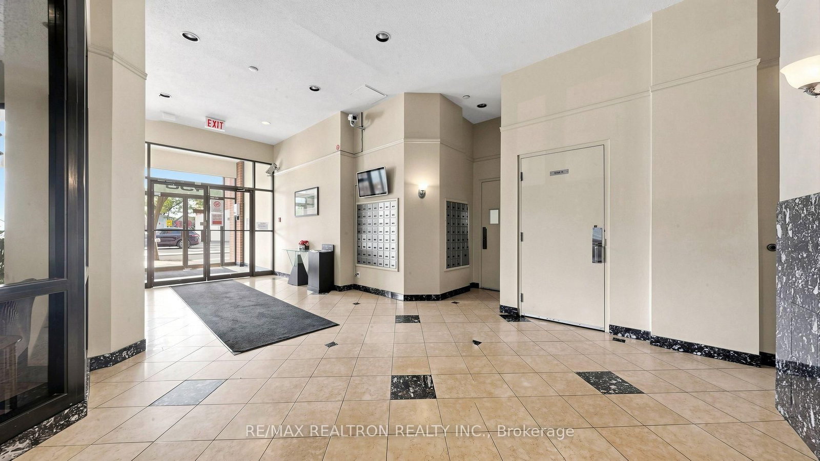 456 College Street • #806 • Toronto, ON photo 4