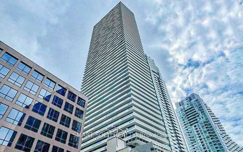3103 - 2221 Yonge Street