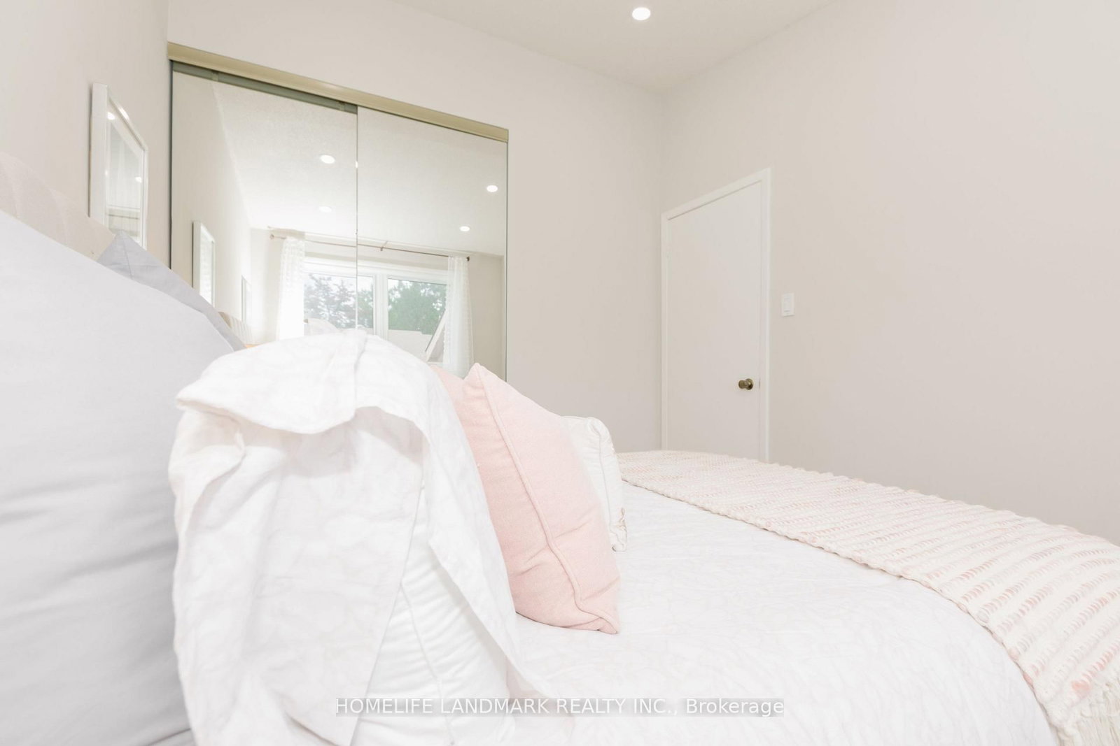 88 Cheryl Shepway • Toronto, ON photo 37