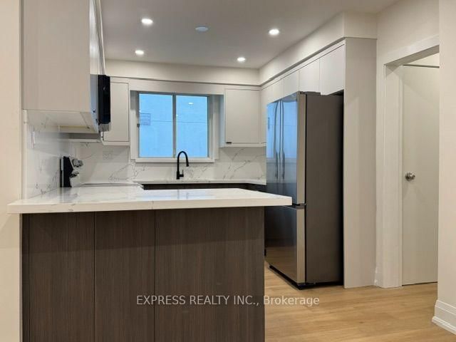 2 - 1328 Avenue Road, Toronto 2