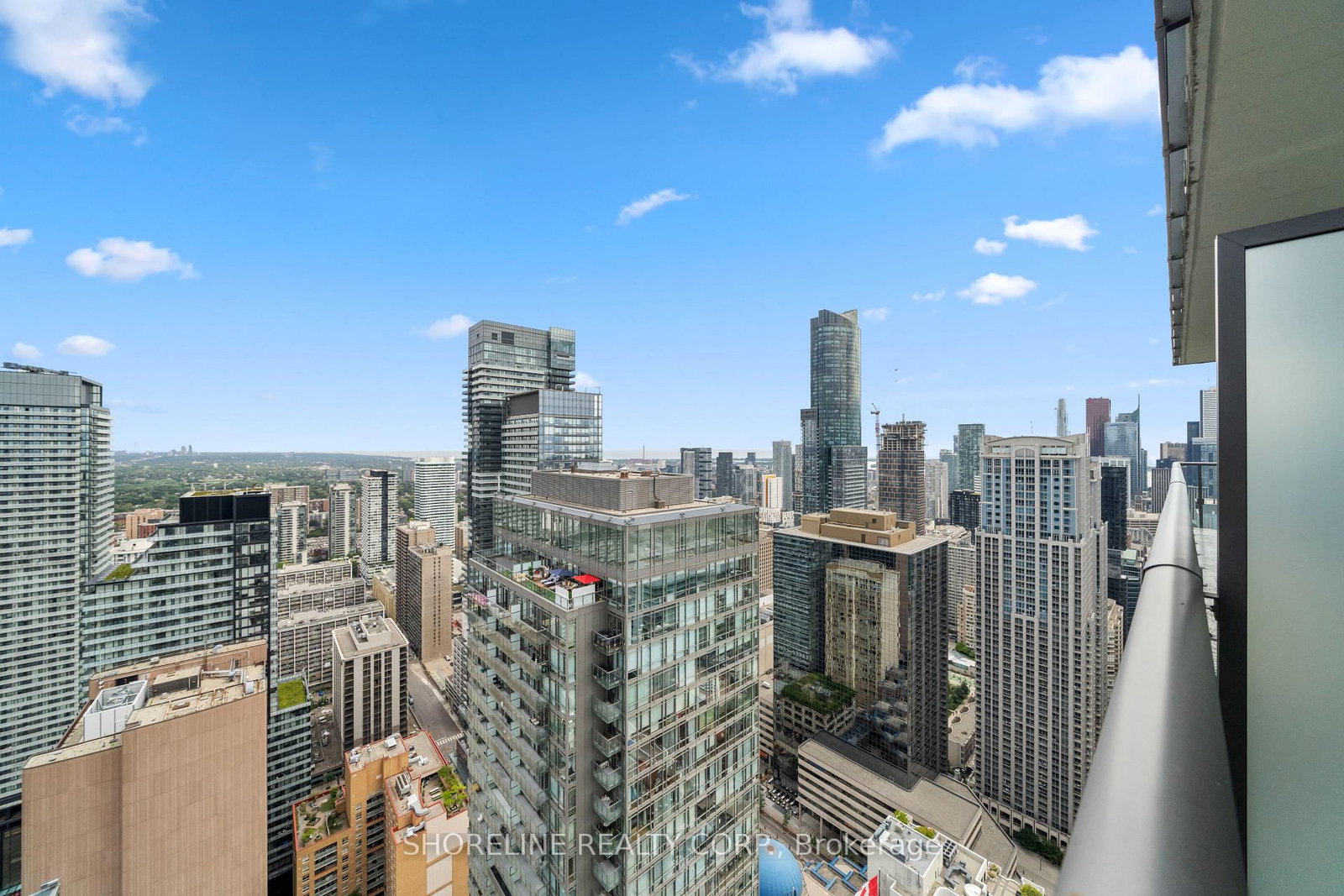 832 Bay Street • #4807 • Toronto, ON photo 12
