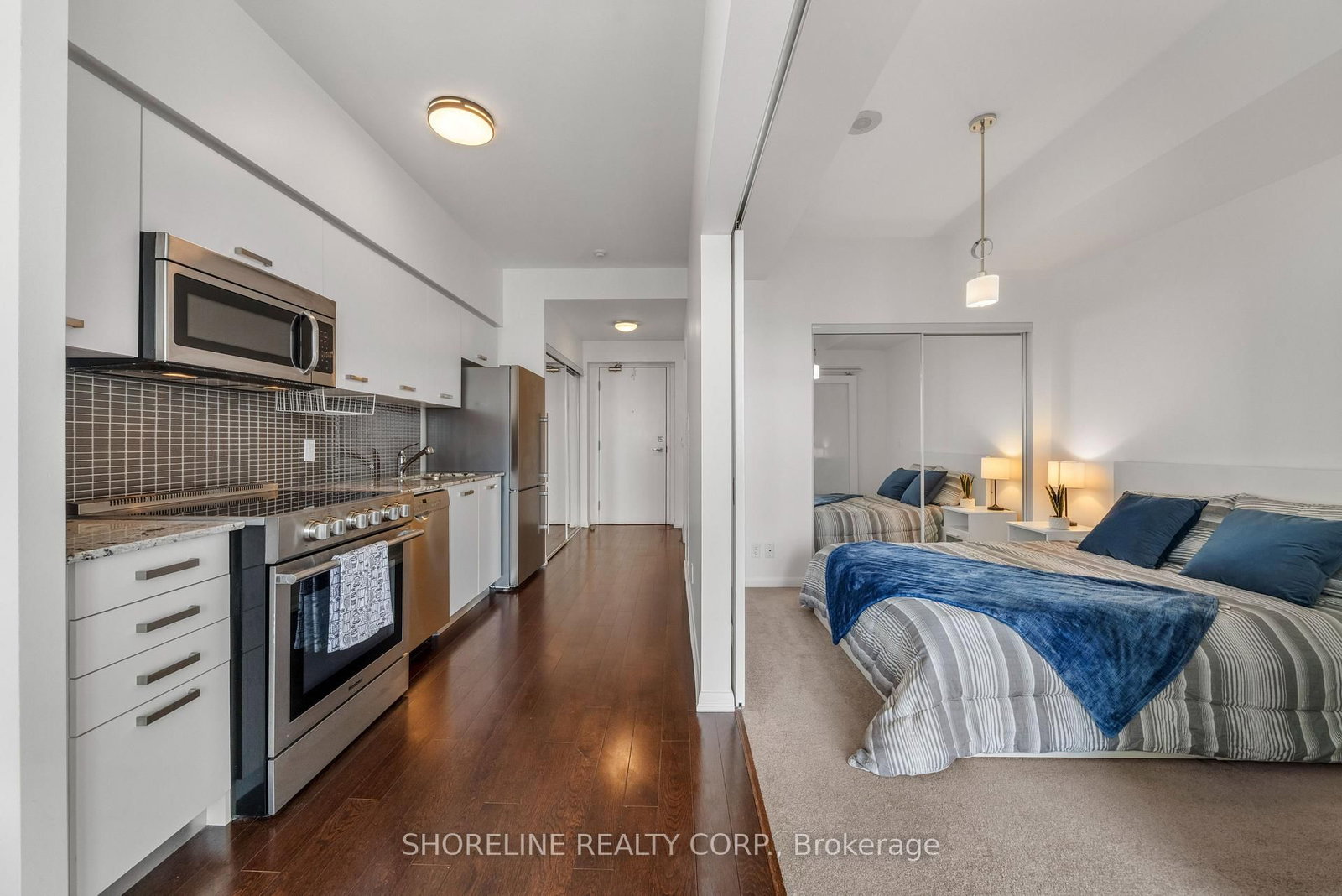 832 Bay Street • #4807 • Toronto, ON photo 15