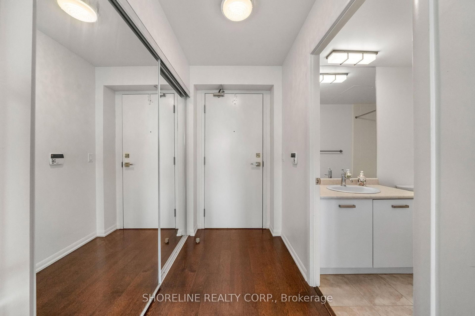 832 Bay Street • #4807 • Toronto, ON photo 20