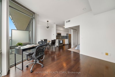 832 Bay Street • #4807 • Toronto, ON photo 8