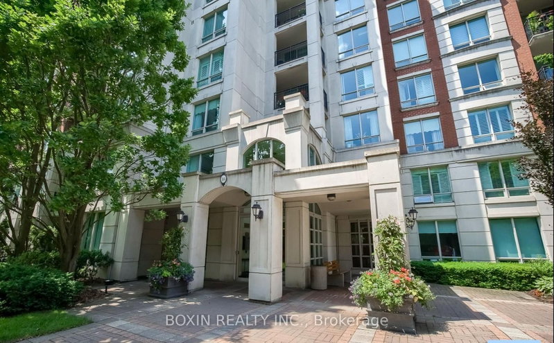 201 - 18 William Carson Crescent