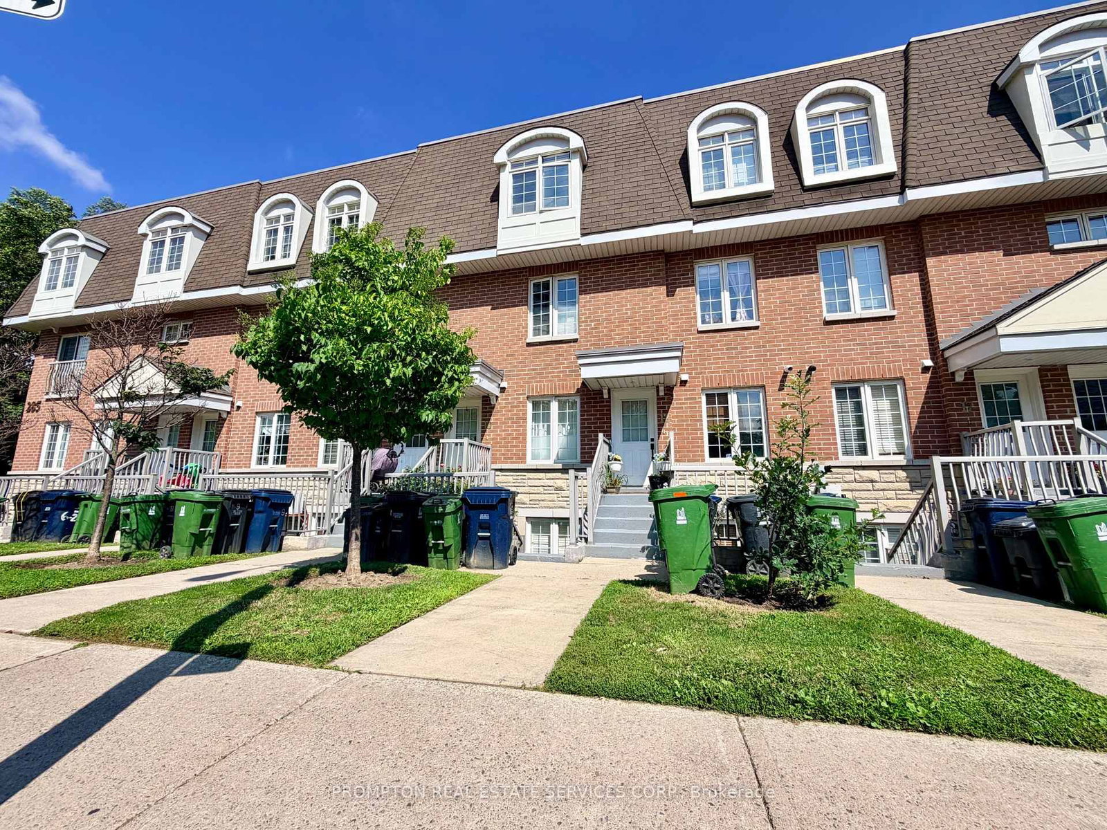 285 ANTIBES Drive • #11 • Toronto, ON photo 1