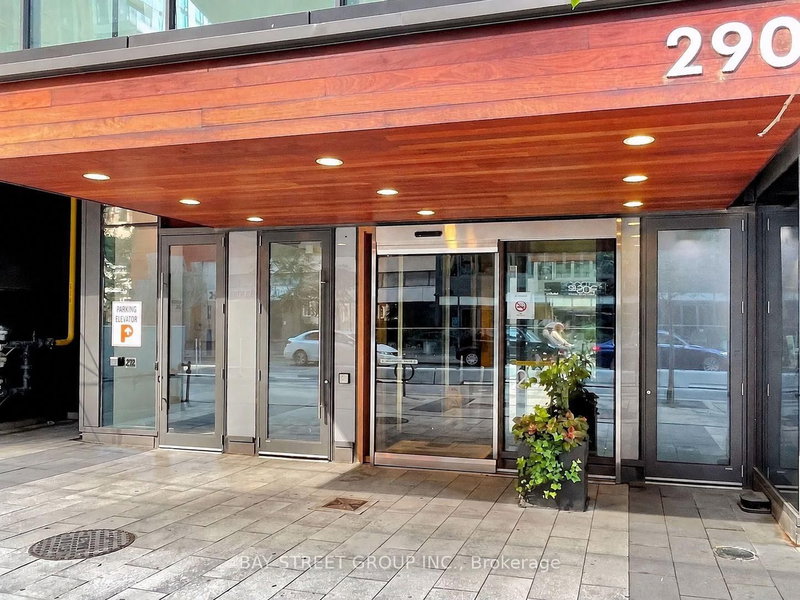 1303 - 290 Adelaide Street W