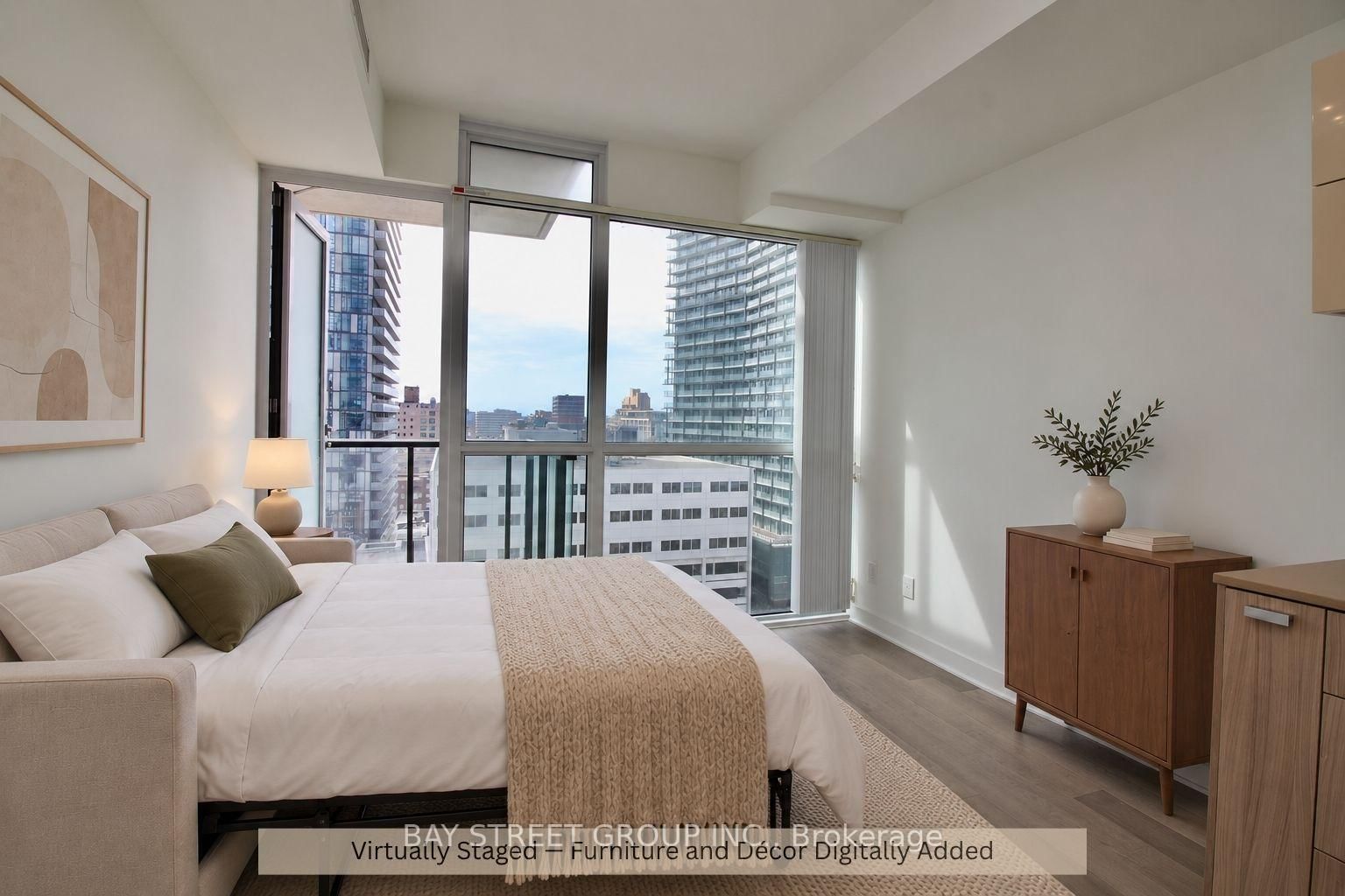 290 Adelaide Street W • #1303 • Toronto, ON photo 4