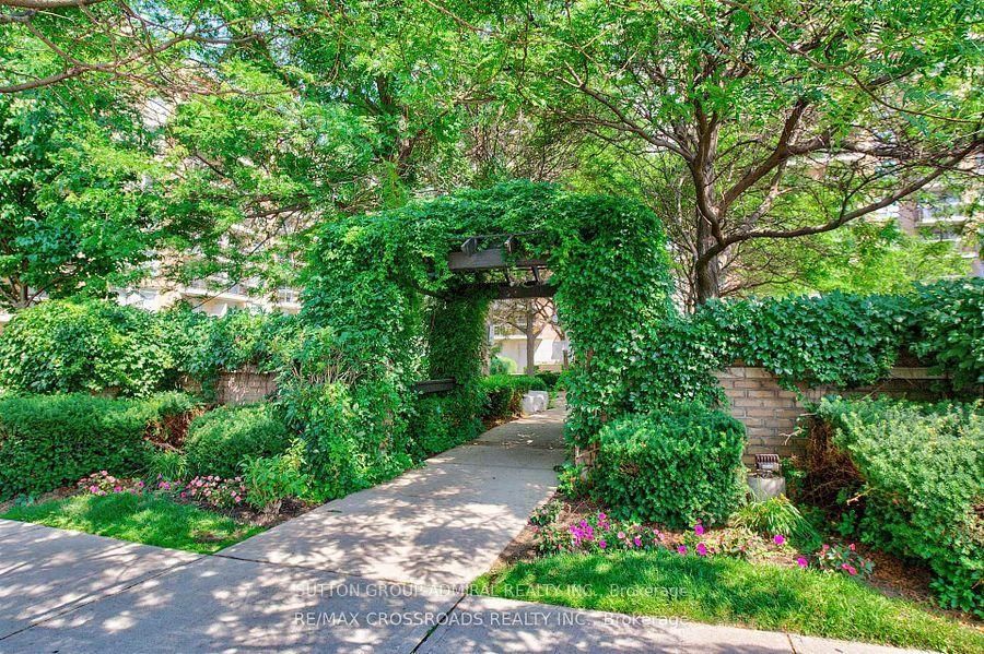 650 Lawrence Avenue W • #435 • Toronto, ON photo 30