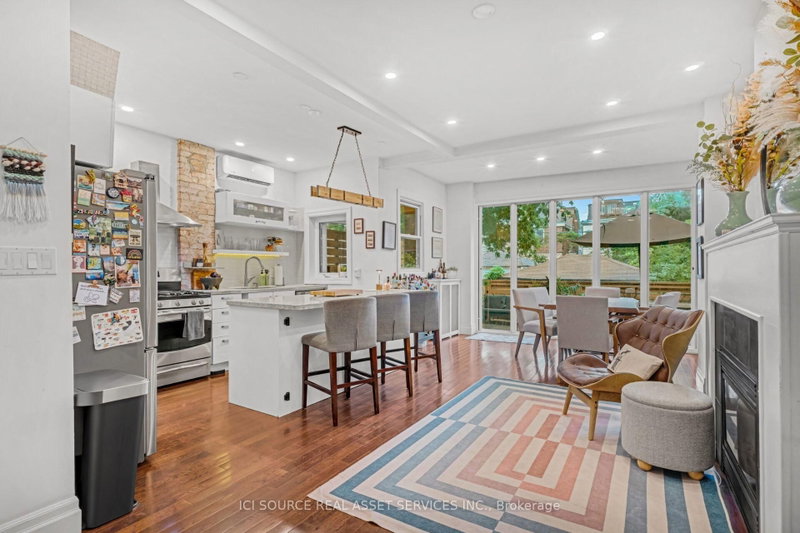 Upper - 109 Northcliffe Boulevard