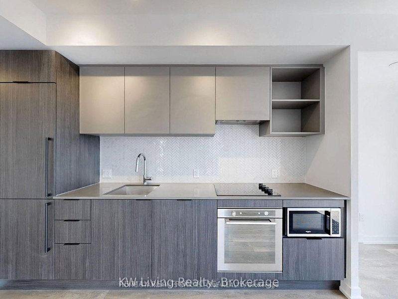 1106 - 82 Dalhousie Street