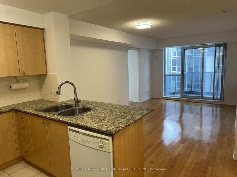 2105 - 5791 Yonge Street