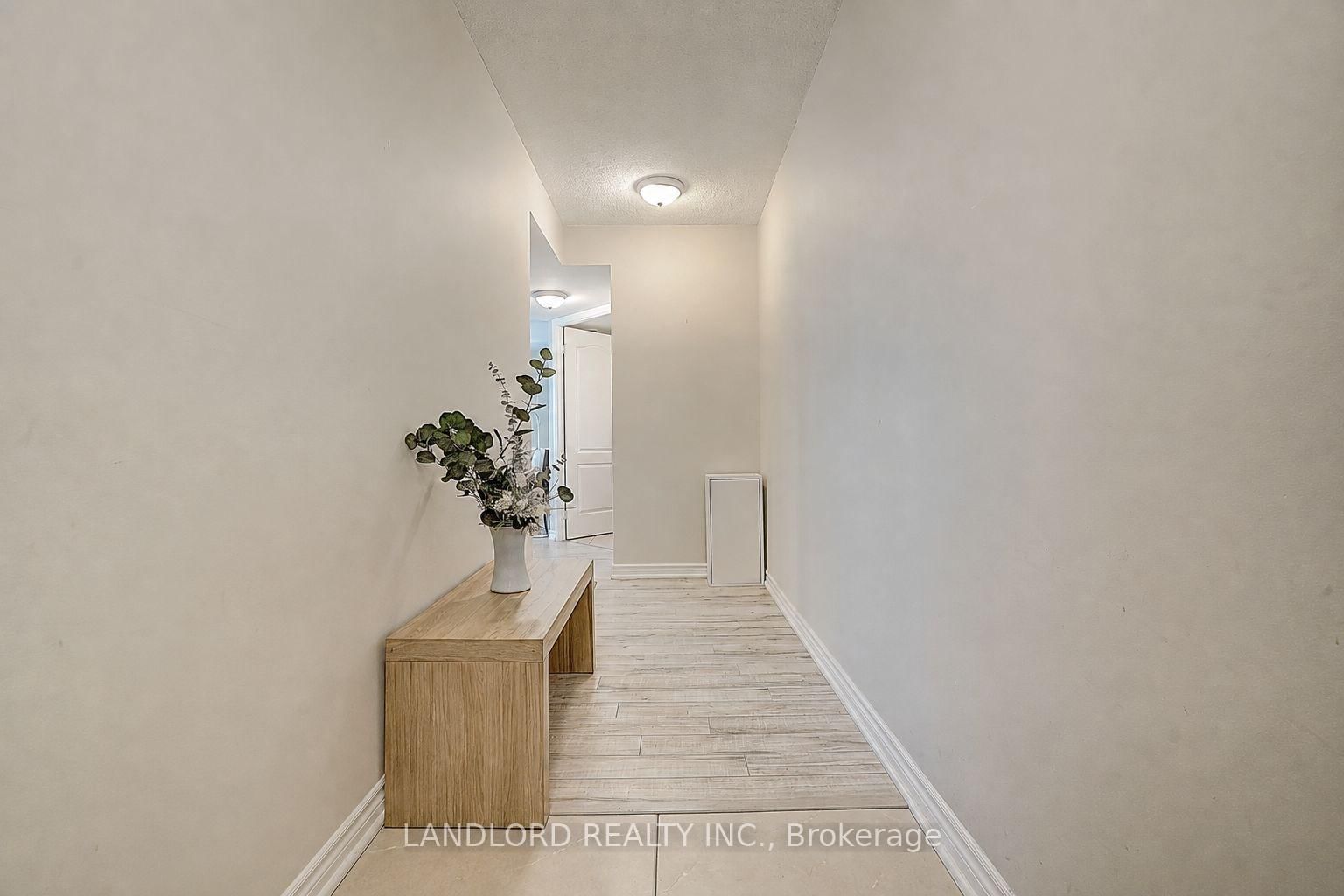 17 Barberry Place • #1014 • Toronto, ON photo 11