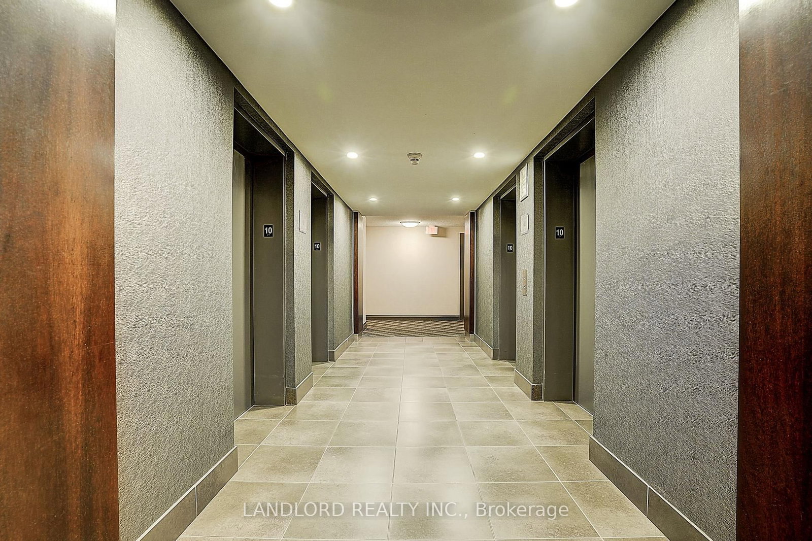 17 Barberry Place • #1014 • Toronto, ON photo 8