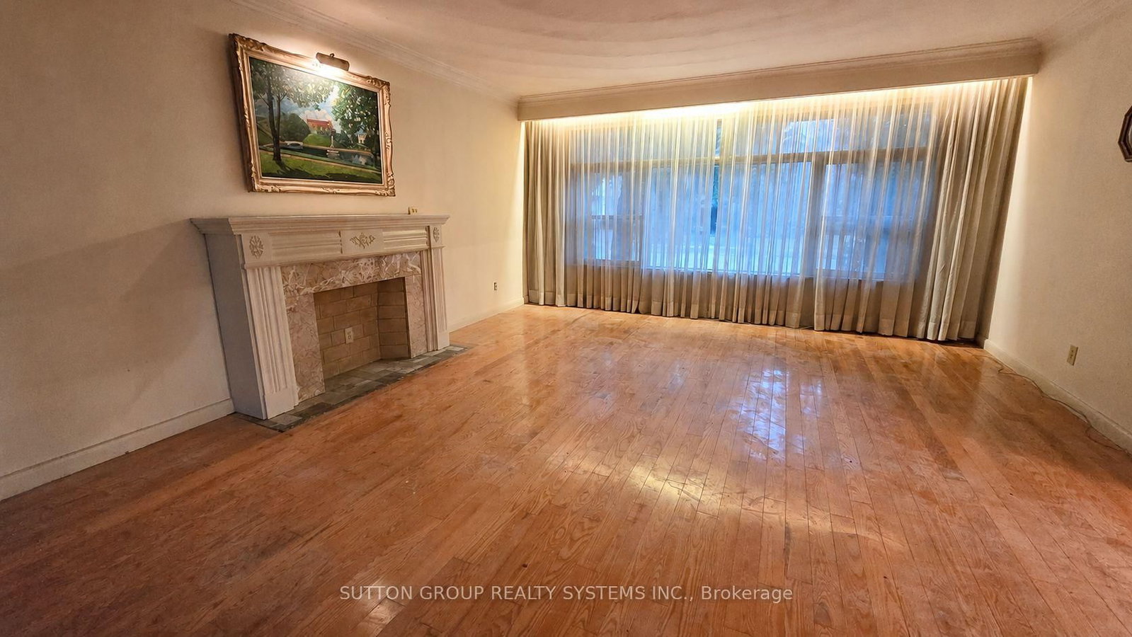 4 Banbury Road • Toronto, ON photo 6