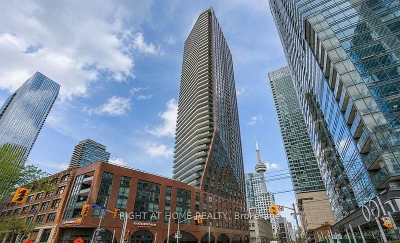 208 - 99 John Street W