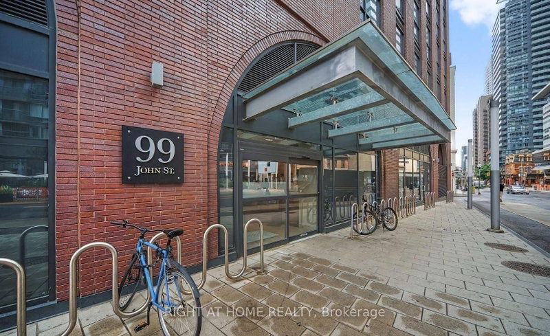 208 - 99 John Street W