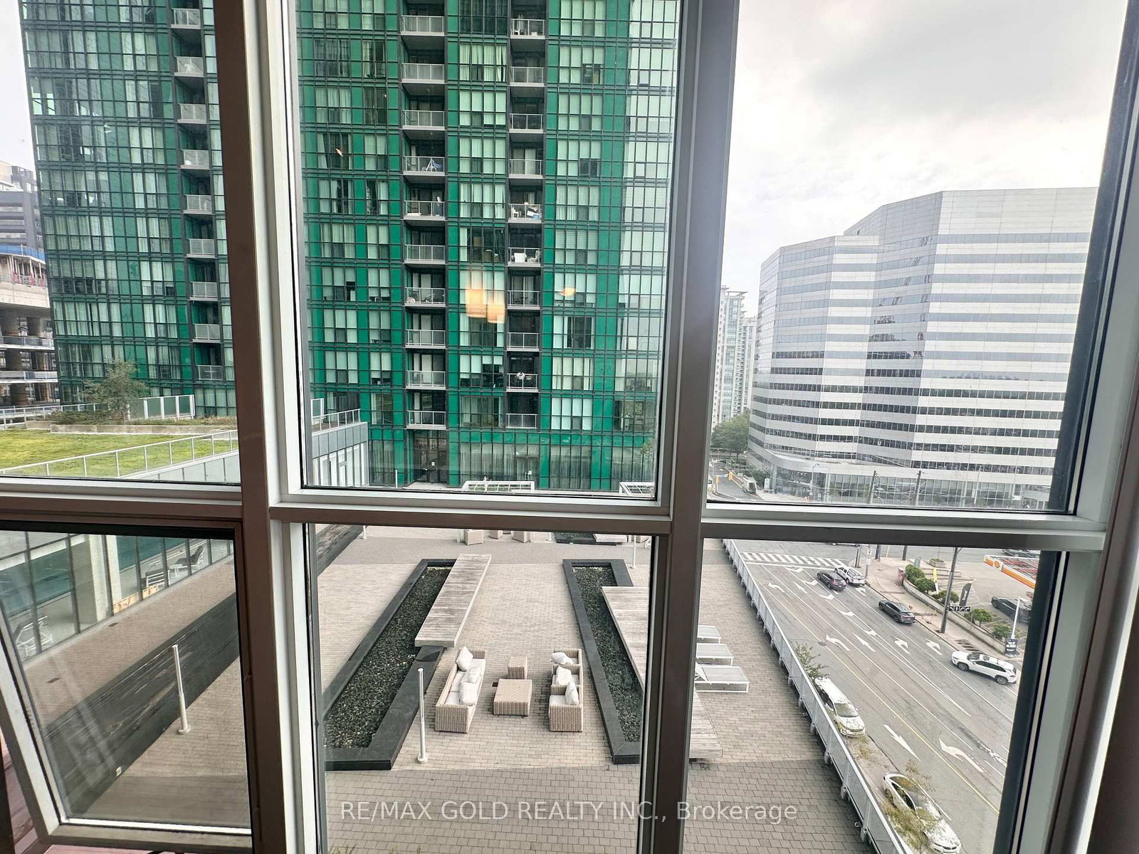 11 Bogert Avenue • #702 • Toronto, ON photo 15
