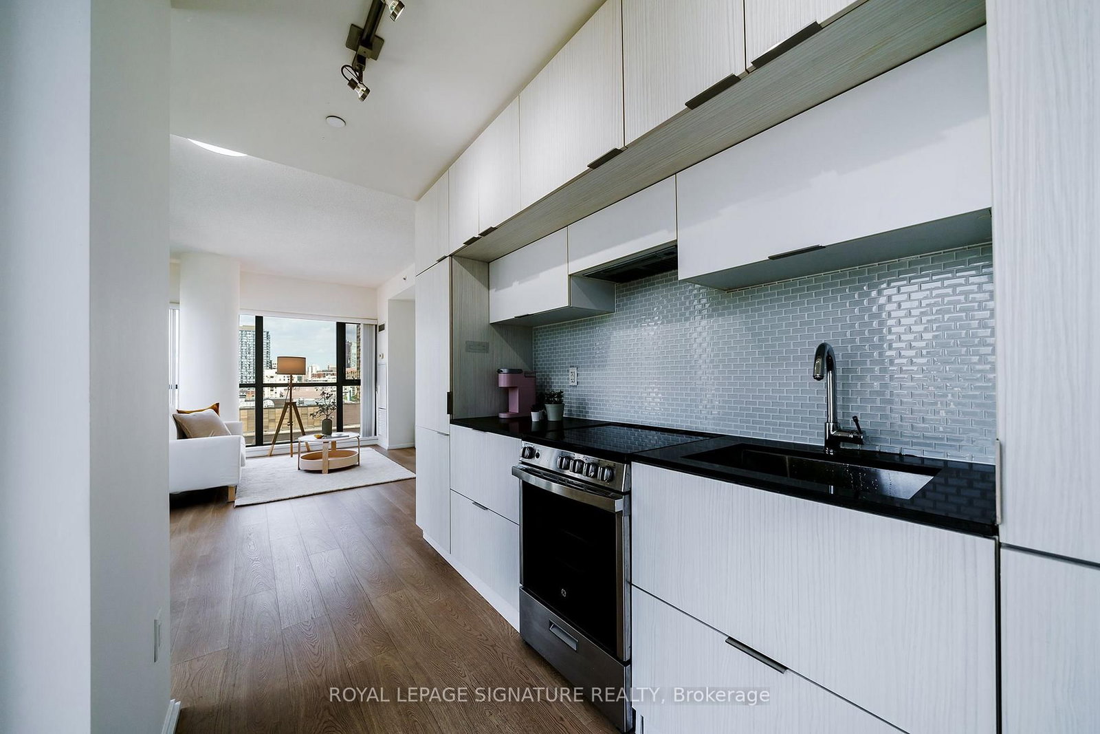 159 Dundas Street E • #1809 • Toronto, ON photo 10
