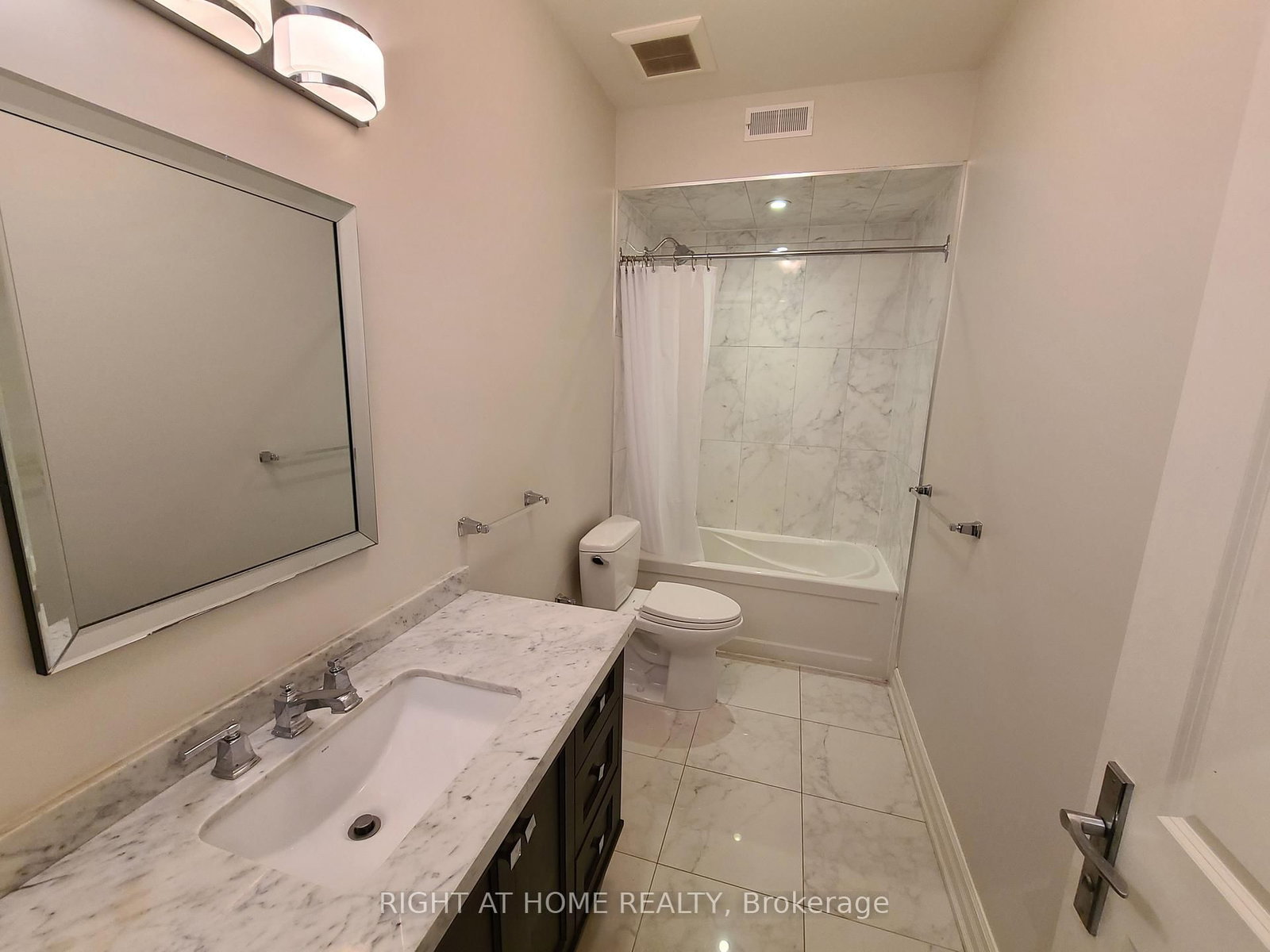 730 Shaw Street • Toronto, ON photo 20