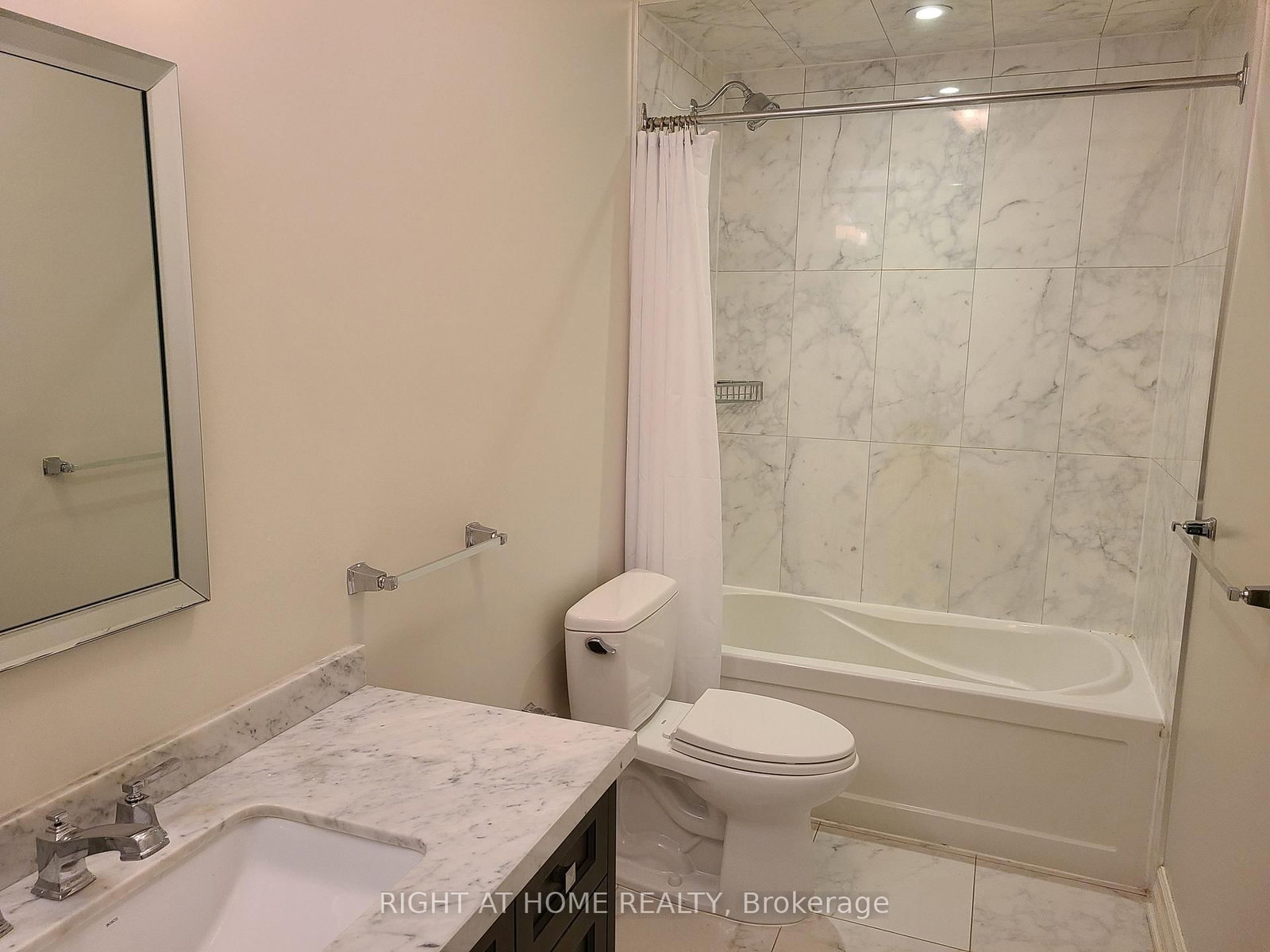 730 Shaw Street • Toronto, ON photo 21