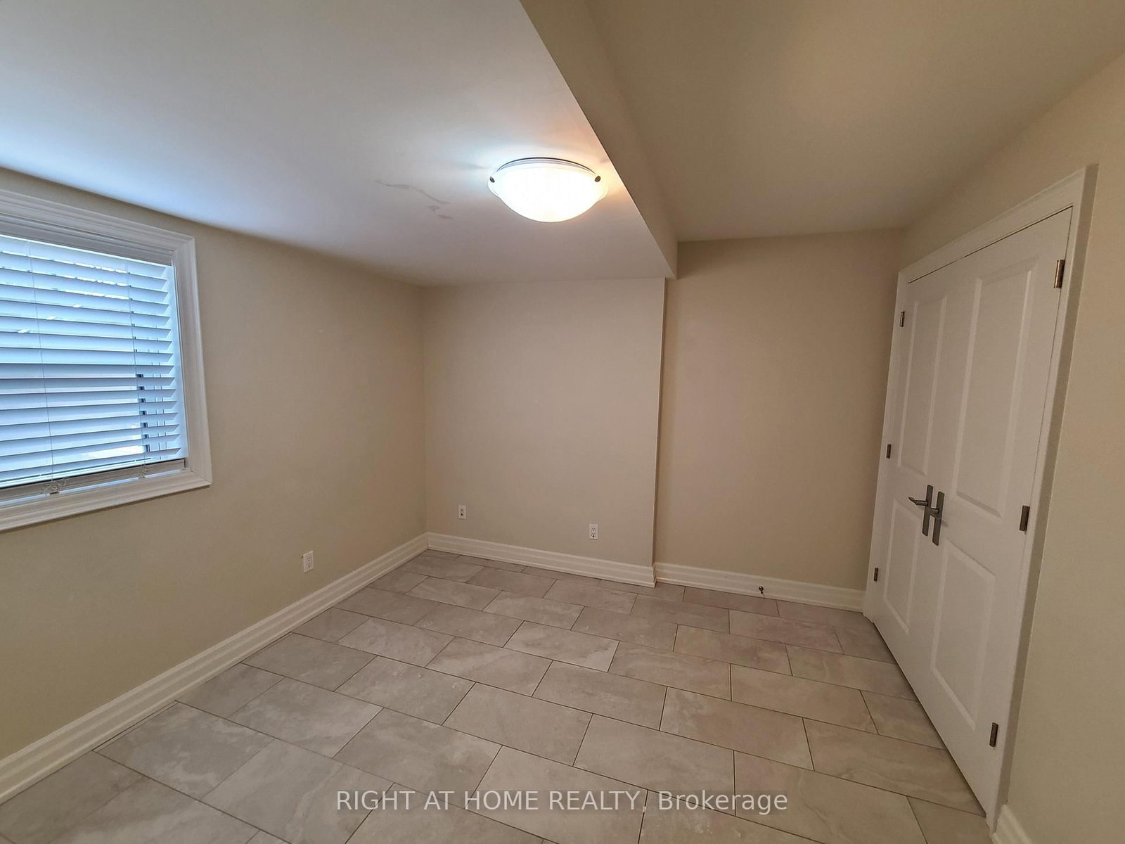 730 Shaw Street • Toronto, ON photo 38